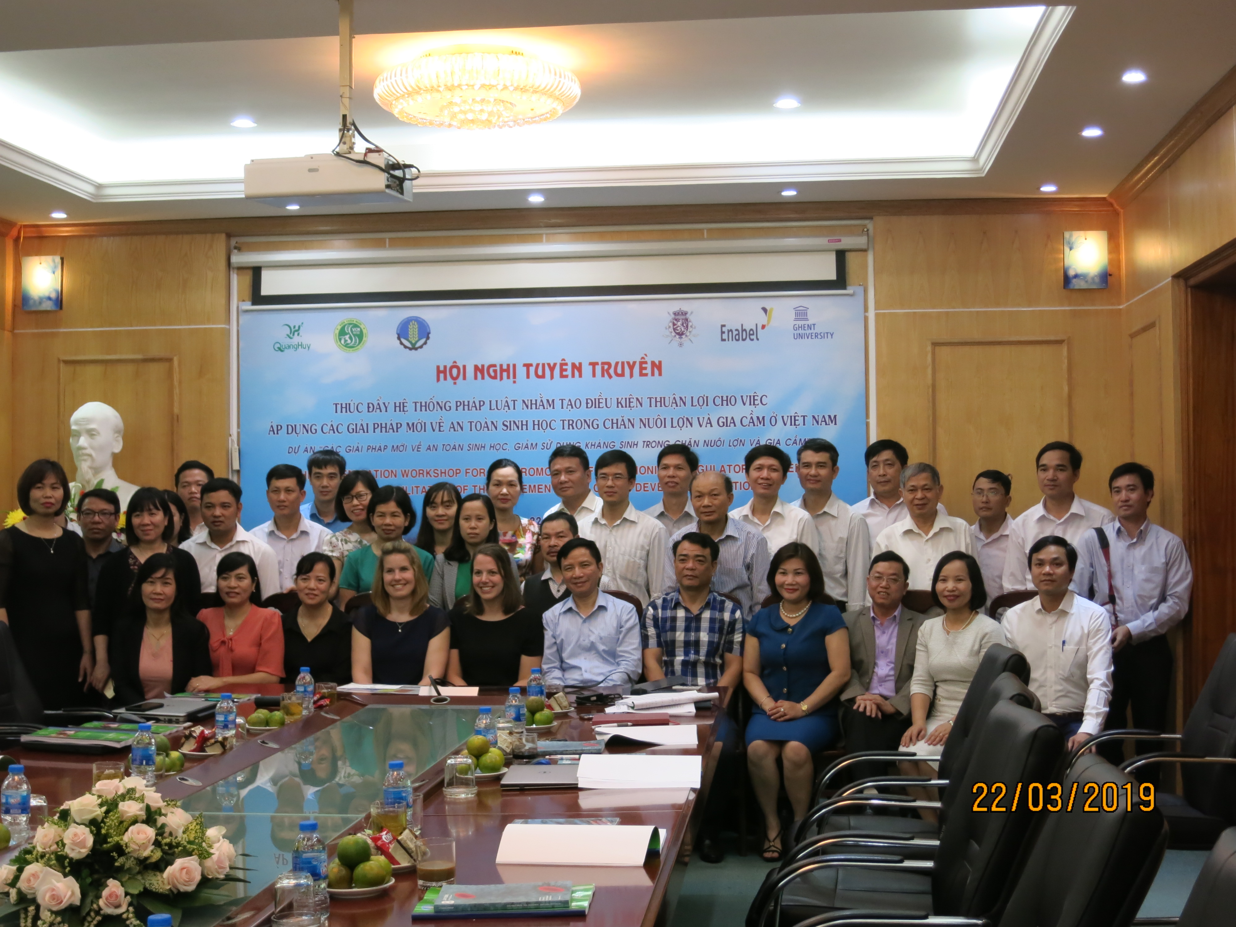 Hội nghị tuyên truyền “Thúc đẩy hệ thống pháp luật nhằm tạo điều kiện thuận lợi cho việc áp dụng các giải pháp mới về an toàn sinh học trong chăn nuôi lợn và gia cầm ở Việt Nam”