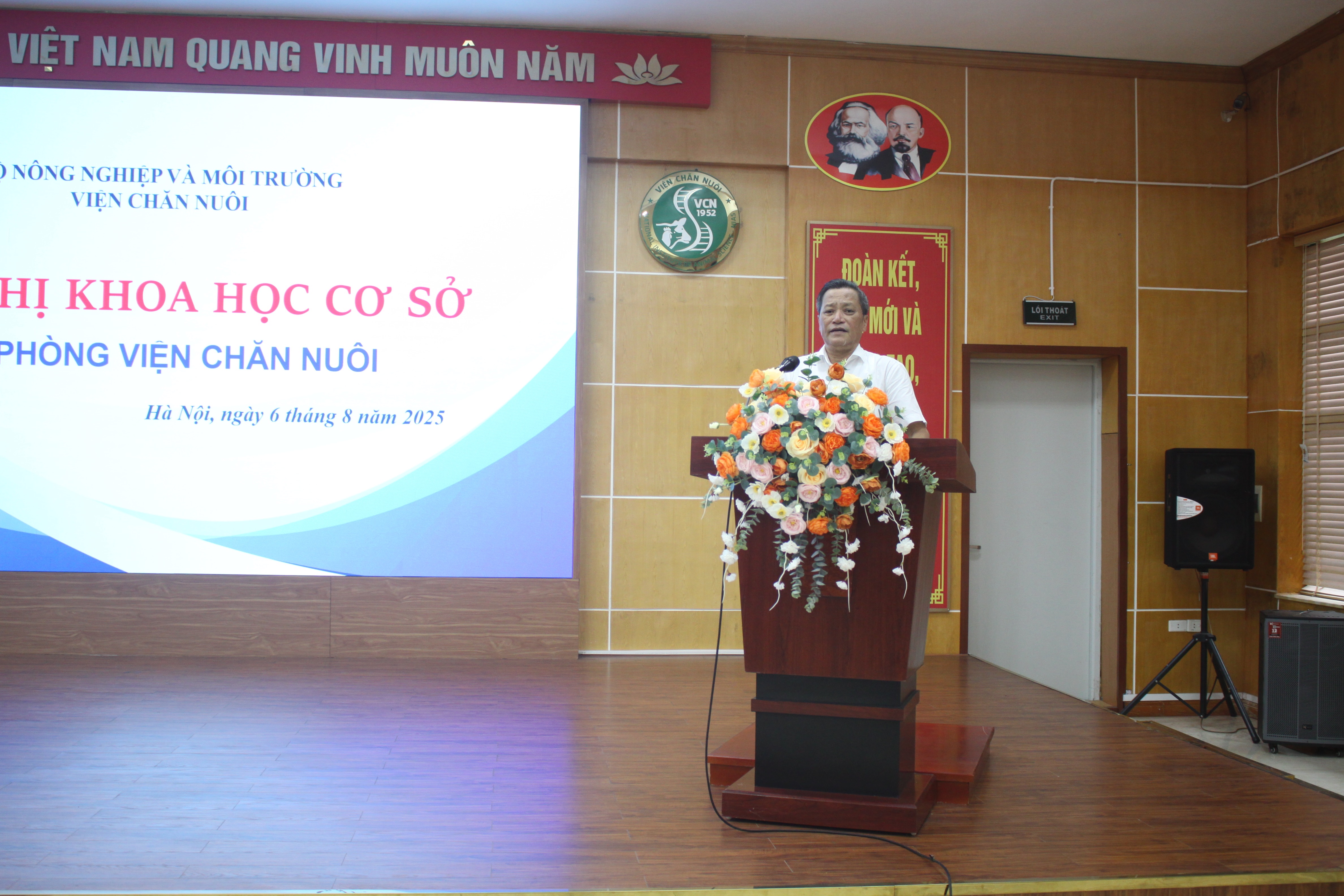 Hội nghị khoa học cơ sở Văn phòng Viện Chăn nuôi năm 2025