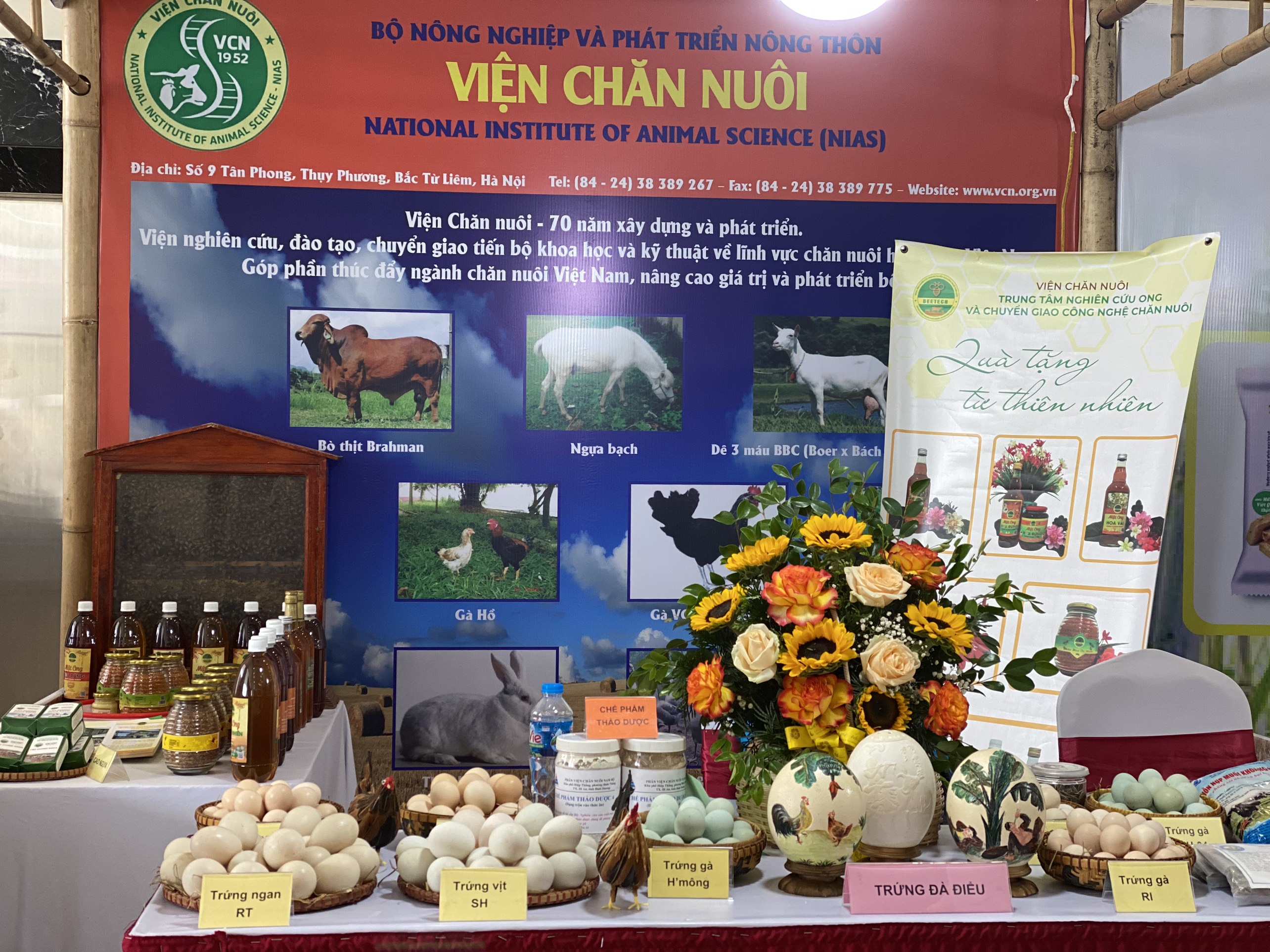 Viện Chăn nuôi tham gia gian hàng giới thiệu sản phẩm khoa học tại Đại hội Công đoàn Nông nghiệp và Phát triển Nông thôn Việt Nam lần thứ VI, nhiệm kỳ 2023-2028